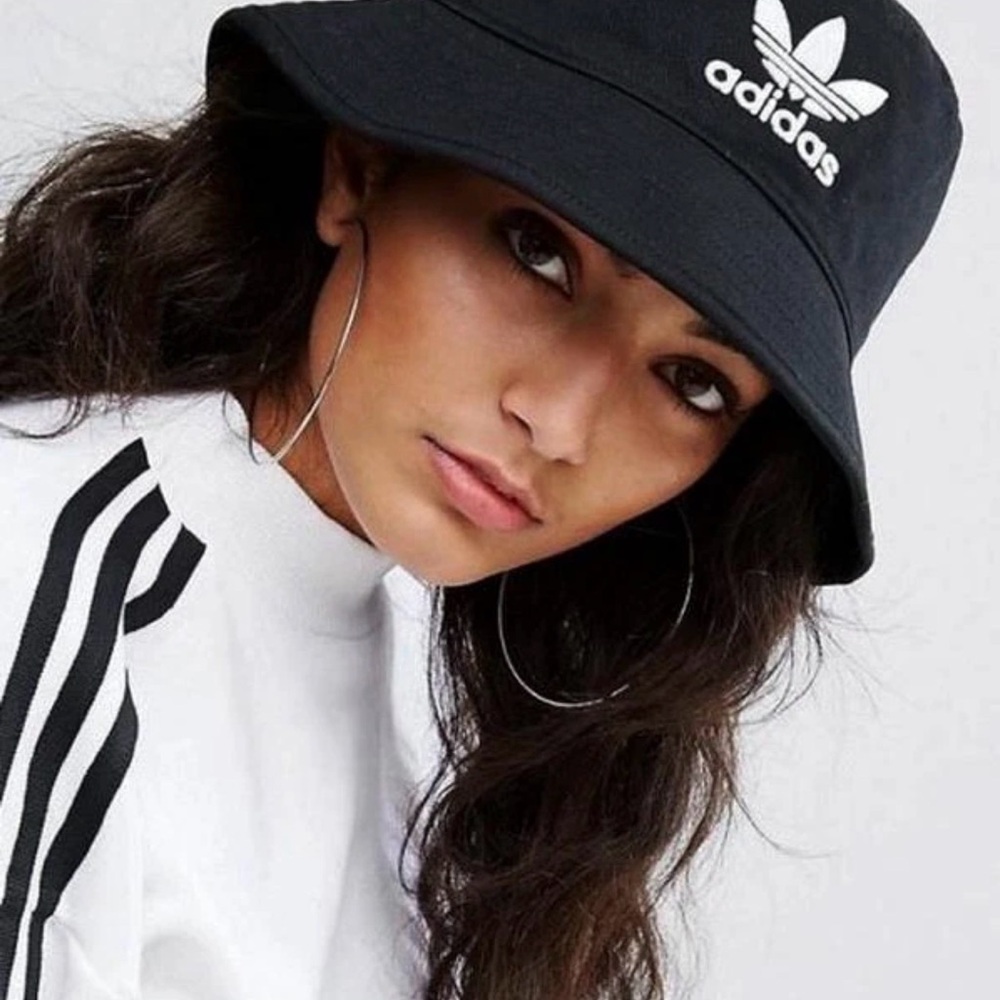 Adidas Originals Trefoil Adicolor Bucket Hat